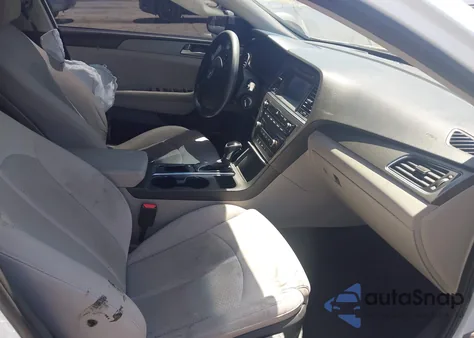 2017 Hyundai Sonata Se из США, поврежденный, VIN 5NPE24AFXHH574114